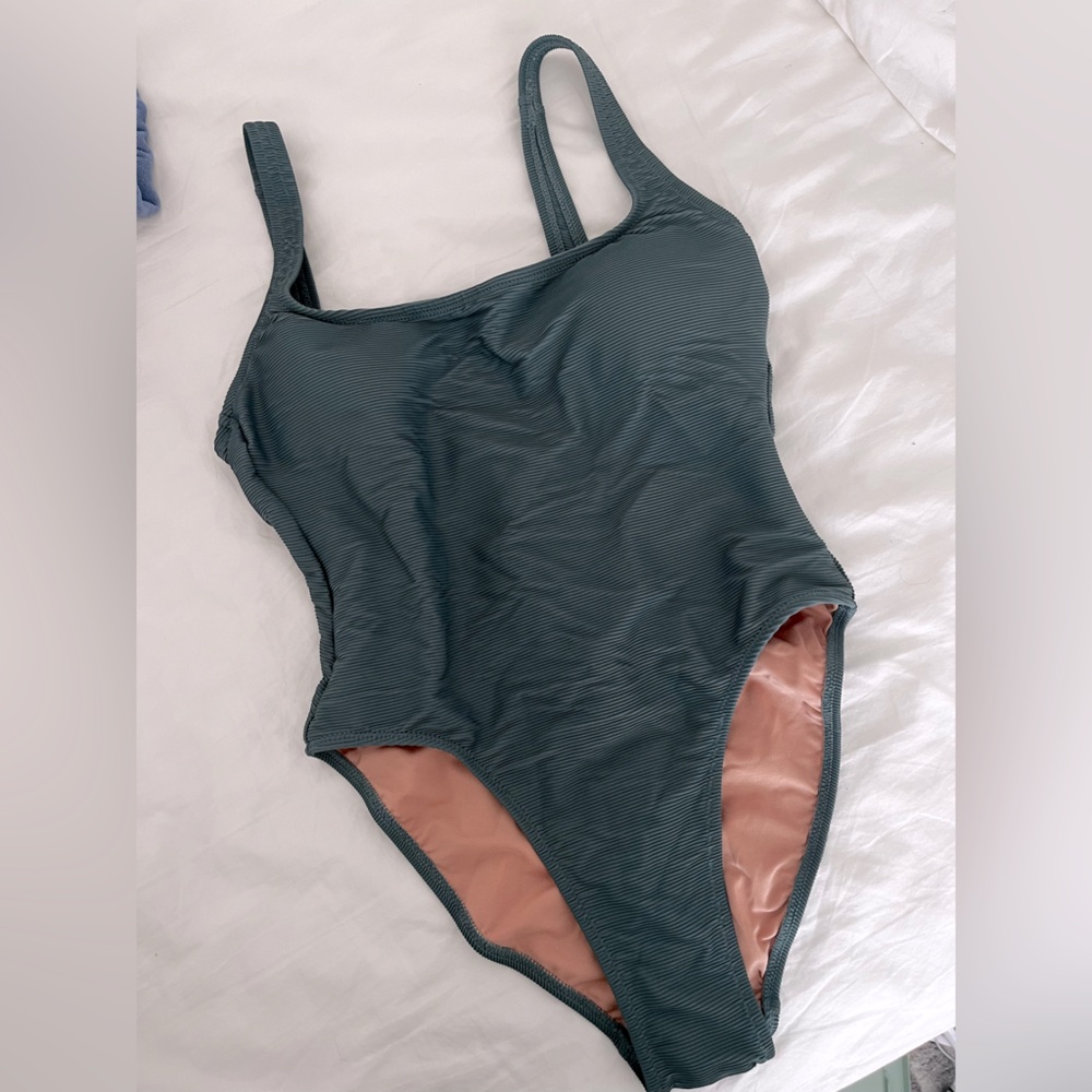 Women’s’ jcrew one piece green bathing suit